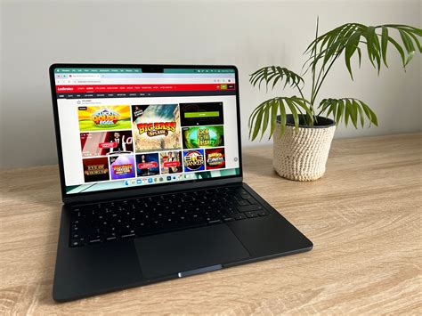 ladbrokes 600 free spins|25 Free Spins .